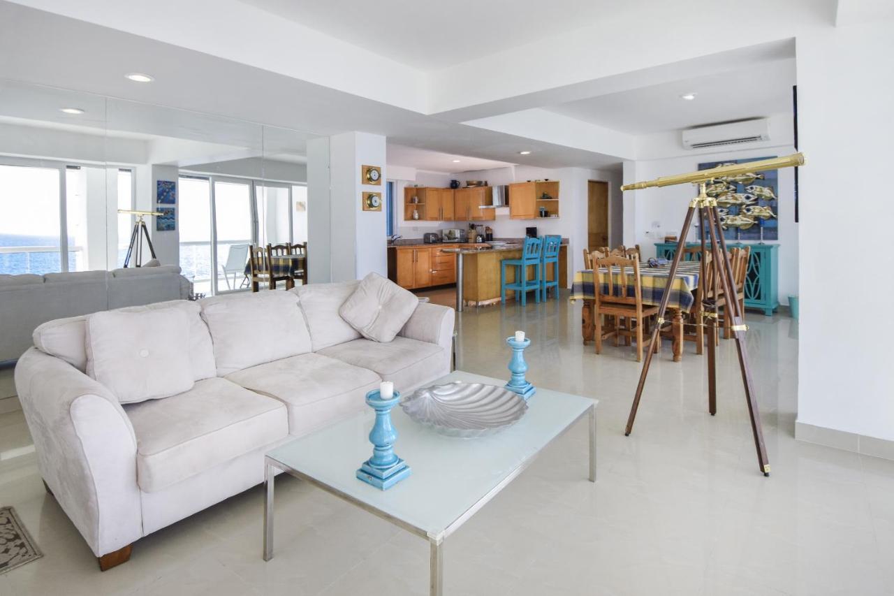 Peninsula Grand By Your Way